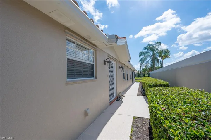 4154  Los Altos S CT, Naples, FL 34109
