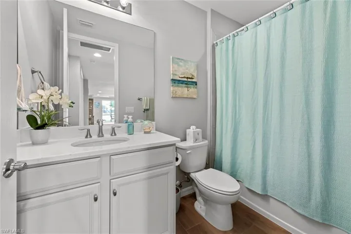 14791  Edgewater  CIR, Naples, FL 34114