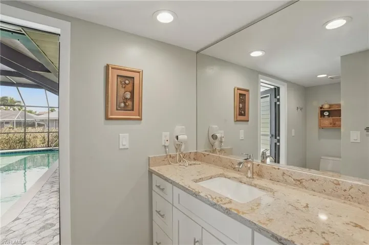 5325 Colonade Ct, Cape Coral Fl 33904