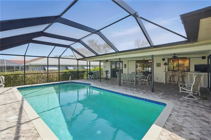 5325 Colonade Ct, Cape Coral Fl 33904