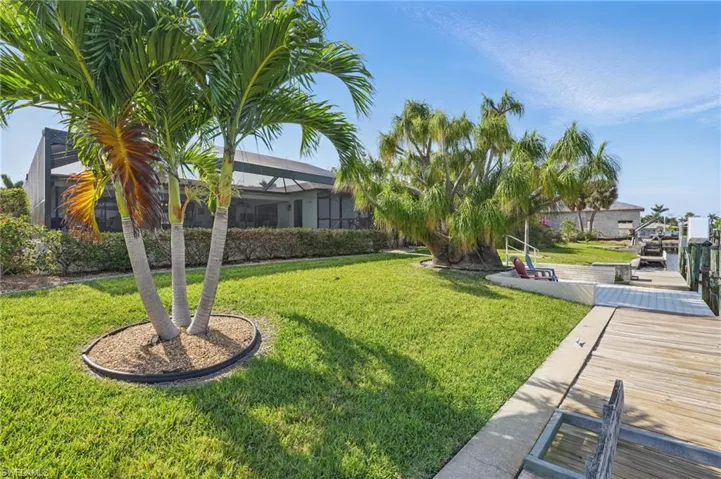5325 Colonade Ct, Cape Coral Fl 33904