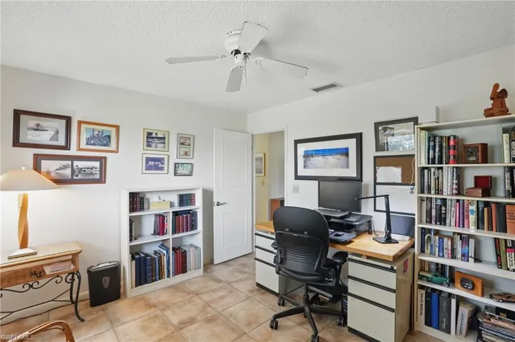 5325 Colonade Ct, Cape Coral Fl 33904