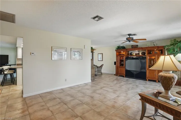 5325 Colonade Ct, Cape Coral Fl 33904