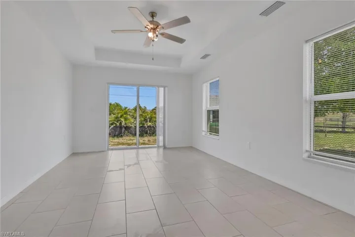 2619 Ne 4th Ave, Cape Coral, Florida 33909