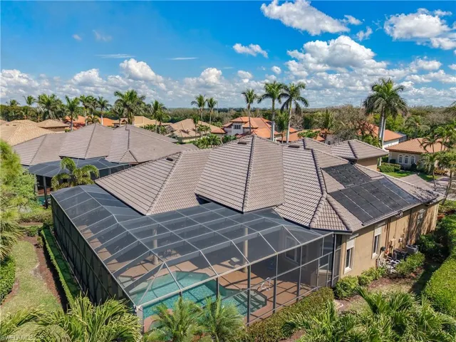 Bird's eye view with a residential view
