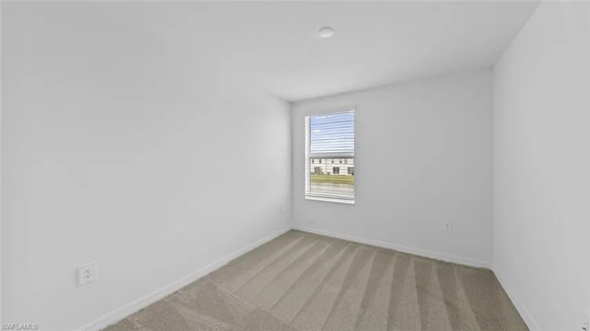 17525 Paradiso Way, North Fort Myers, Florida 33917