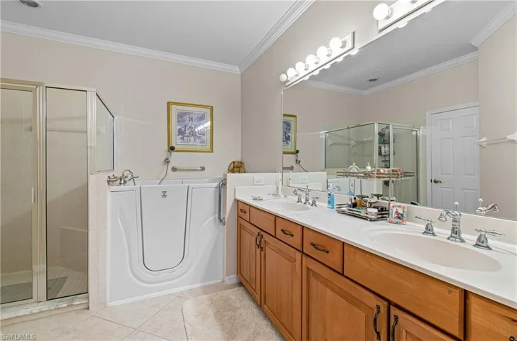 10633 Avila Cir, Fort Myers, Florida 33913