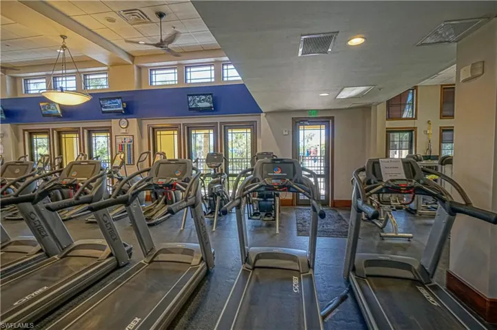 10633 Avila Cir, Fort Myers, Florida 33913