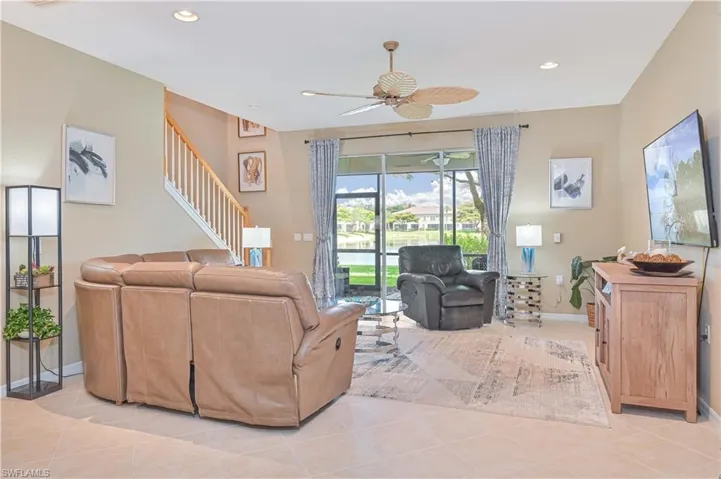 3231  Cottonwood  BEND, Fort Myers, FL 33905