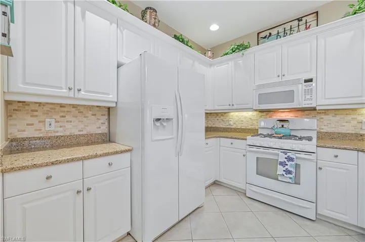 3231  Cottonwood  BEND, Fort Myers, FL 33905