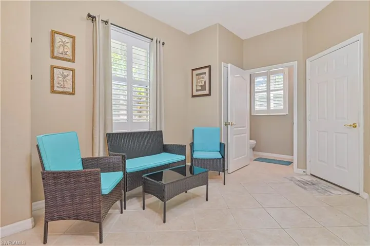 3231  Cottonwood  BEND, Fort Myers, FL 33905