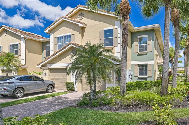 3231  Cottonwood  BEND, Fort Myers, FL 33905