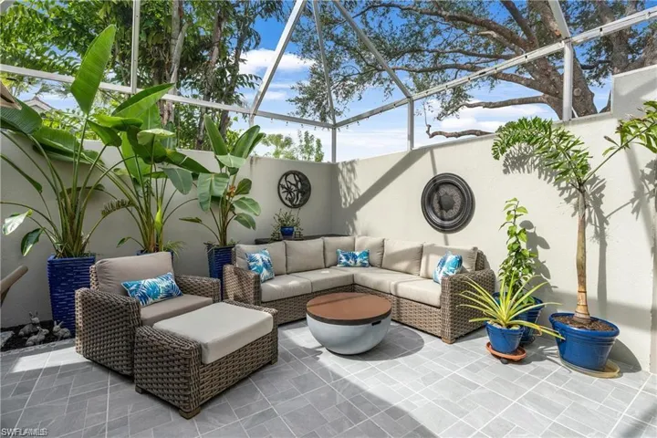 4112 Covey Run 2a, Naples, Florida 34109