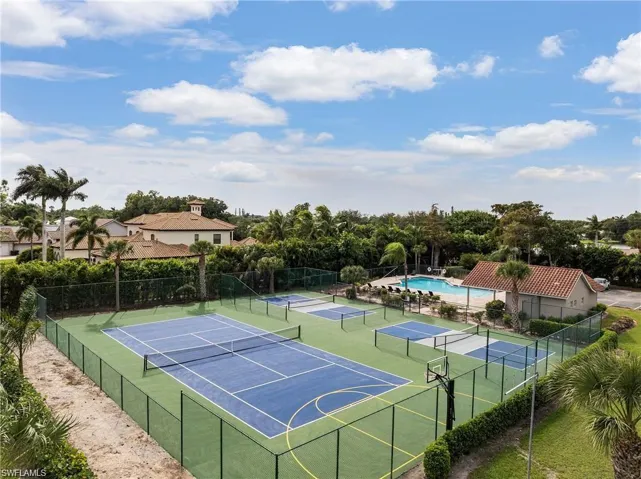 4112 Covey Run 2a, Naples, Florida 34109