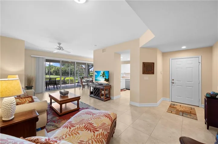 6815  Ascot  DR, Naples, FL 34113