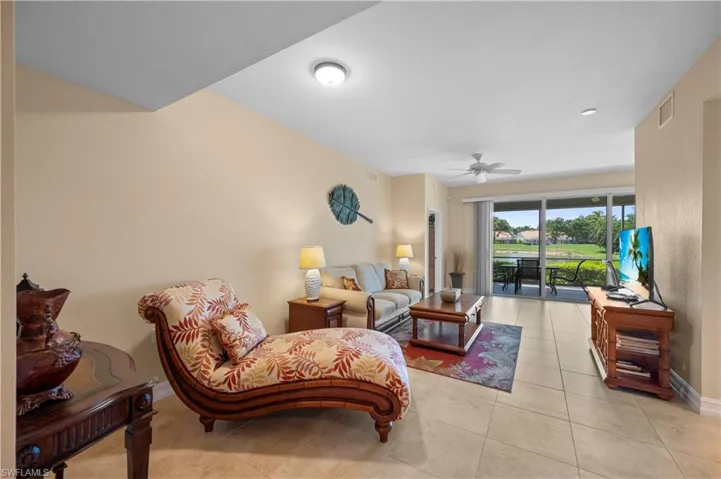6815  Ascot  DR, Naples, FL 34113
