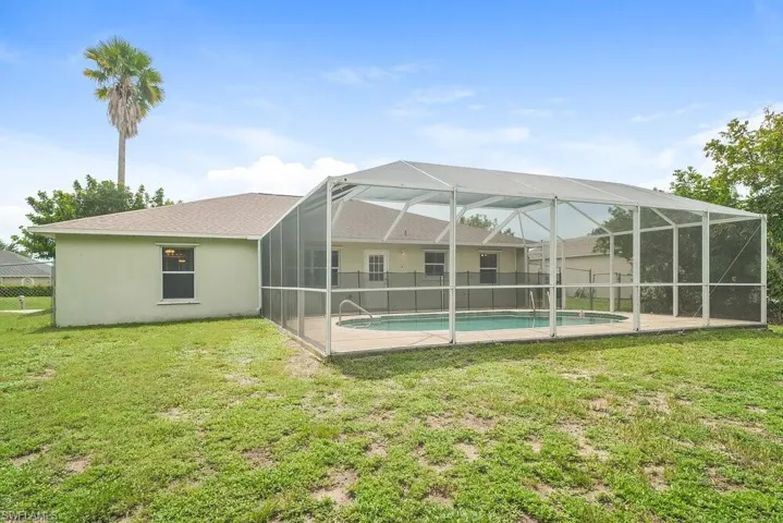 1413 Sw 11th Pl, Cape Coral, Florida 33991