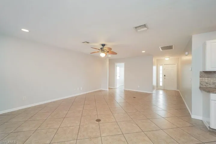 1413 Sw 11th Pl, Cape Coral, Florida 33991