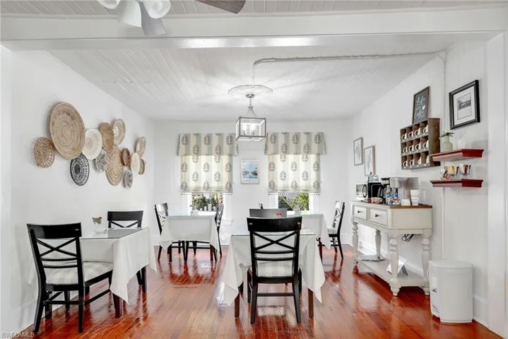 2135  Mc Gregor  BLVD, Fort Myers, FL 33901