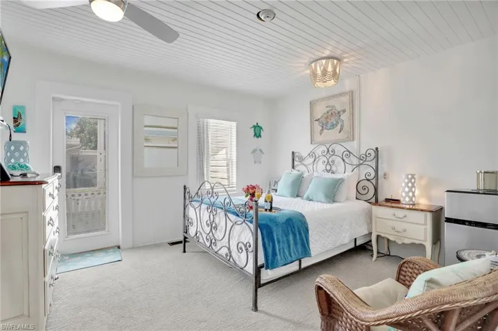 2135  Mc Gregor  BLVD, Fort Myers, FL 33901