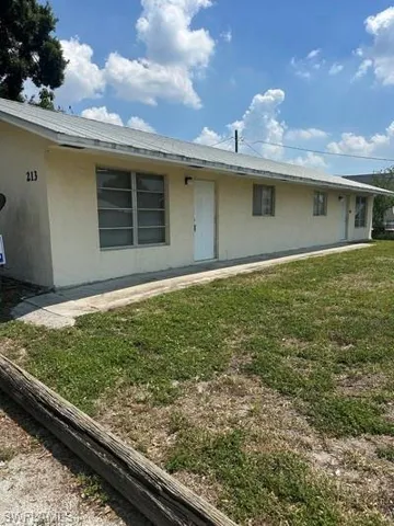 213 10th Street, Moore Haven, Florida 33471