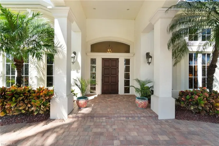 Stately Hurricane Door makes for a Beautiful Entrance to your home