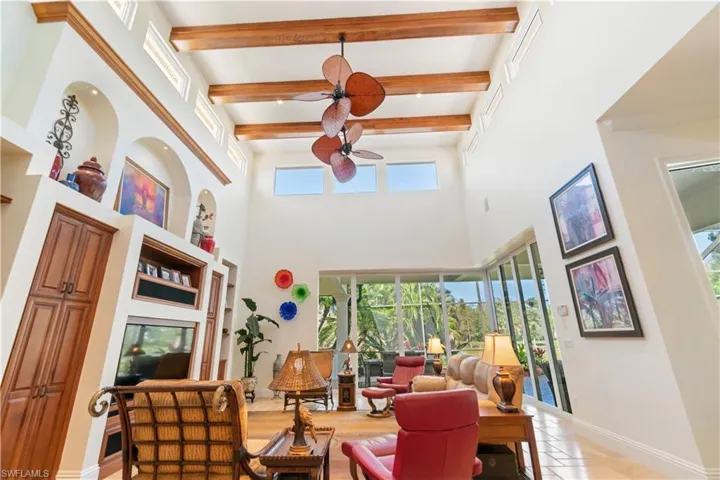 Now that is a Ceiling.