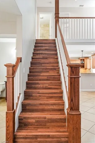 1268 Jardin Dr, Naples, Florida 34104