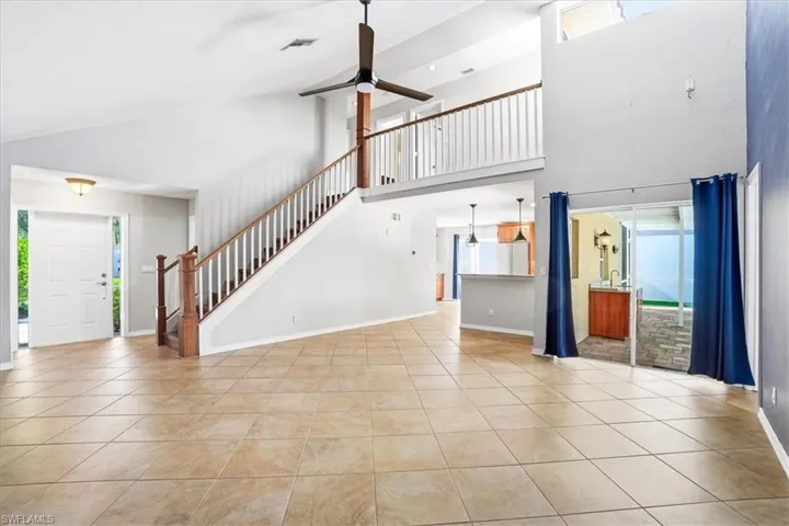 1268 Jardin Dr, Naples, Florida 34104