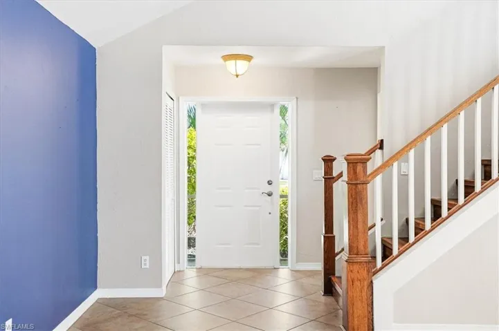 1268 Jardin Dr, Naples, Florida 34104
