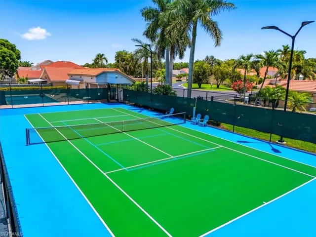 1268 Jardin Dr, Naples, Florida 34104