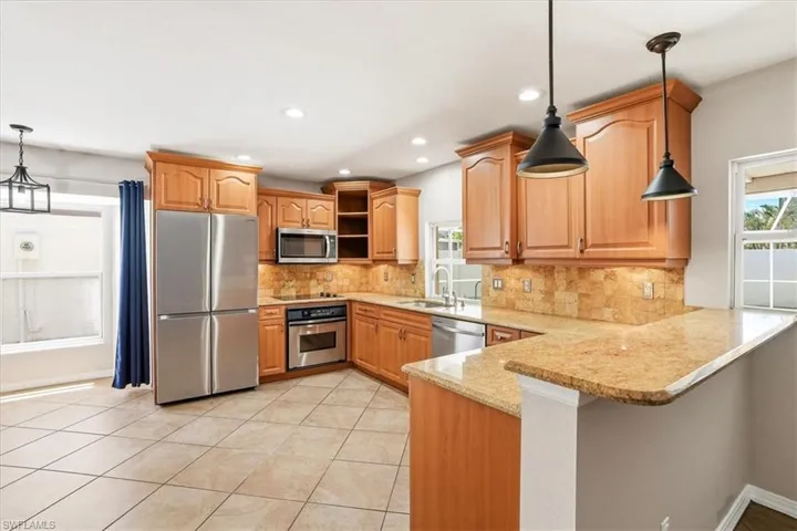 1268 Jardin Dr, Naples, Florida 34104