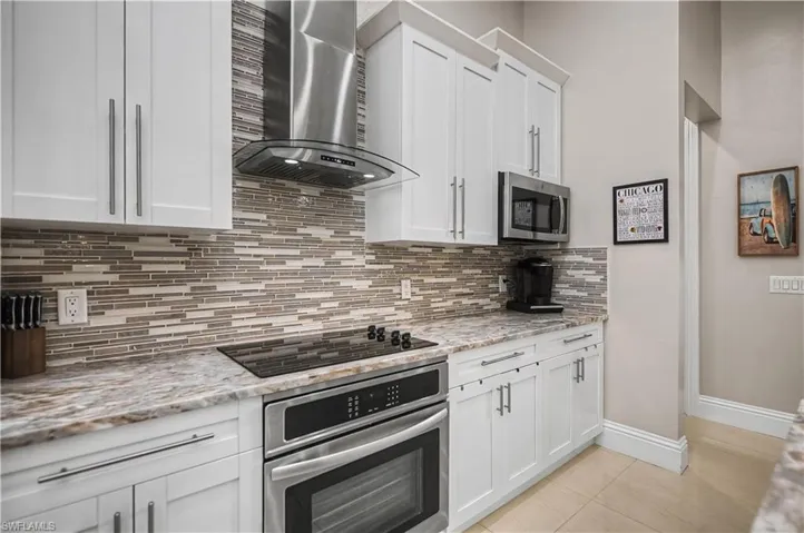 Gorgeous backsplash