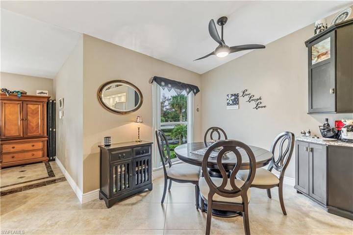 887 Gulf Pavilion DR # 204, NAPLES FL 34108
