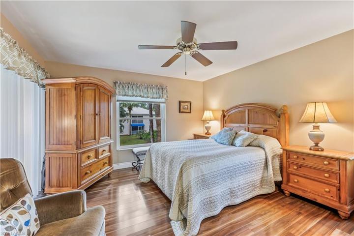 887 Gulf Pavilion DR # 204, NAPLES FL 34108
