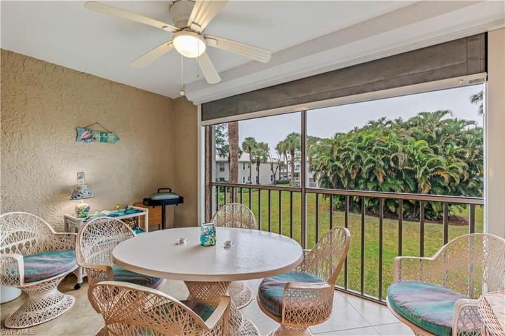 887 Gulf Pavilion DR # 204, NAPLES FL 34108