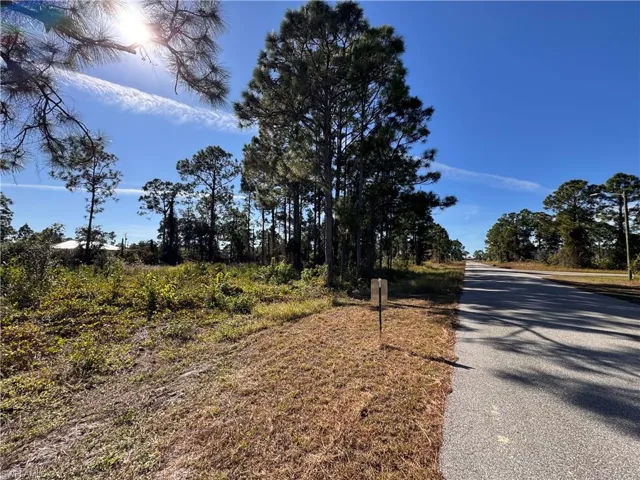 1136 Dutchess St E, Lehigh Acres, Florida 33974