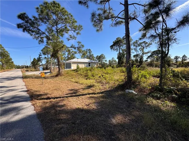 1136 Dutchess St E, Lehigh Acres, Florida 33974