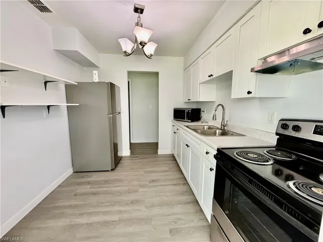 3 Aztec Lily Ln, Lehigh Acres, Florida 33936
