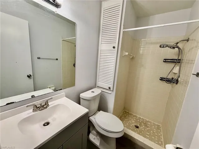 3 Aztec Lily Ln, Lehigh Acres, Florida 33936