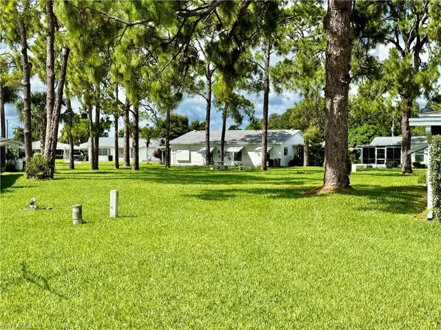 3 Aztec Lily Ln, Lehigh Acres, Florida 33936