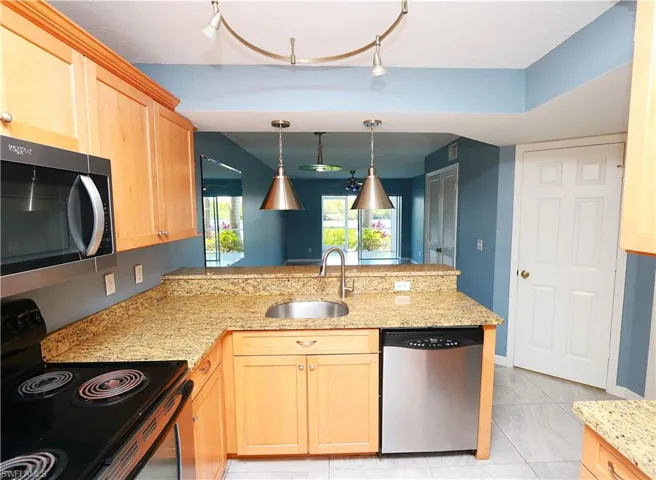 1305 Mainsail Dr 1002, Naples, Florida 34114