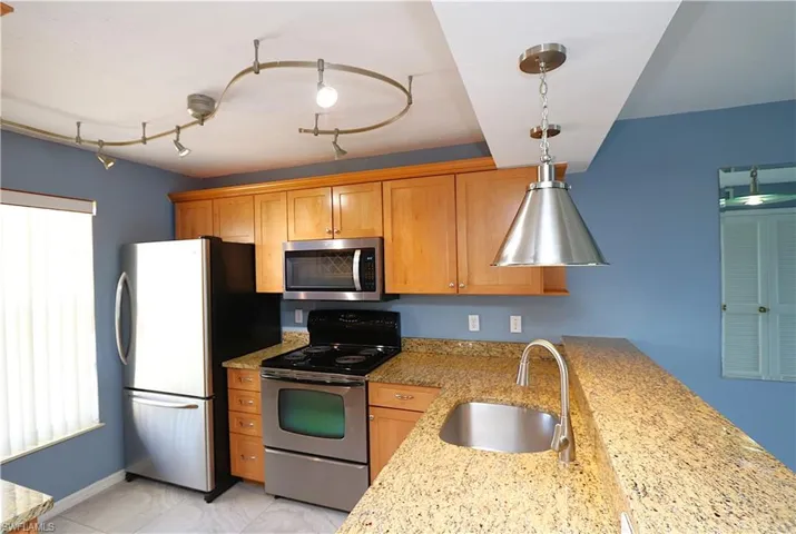 1305 Mainsail Dr 1002, Naples, Florida 34114