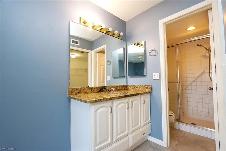 1305 Mainsail Dr 1002, Naples, Florida 34114