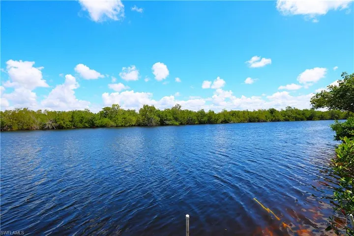 1305 Mainsail Dr 1002, Naples, Florida 34114