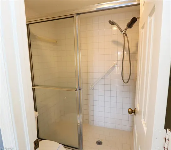 1305 Mainsail Dr 1002, Naples, Florida 34114