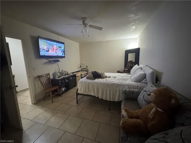 Bedroom with a ceiling fan
