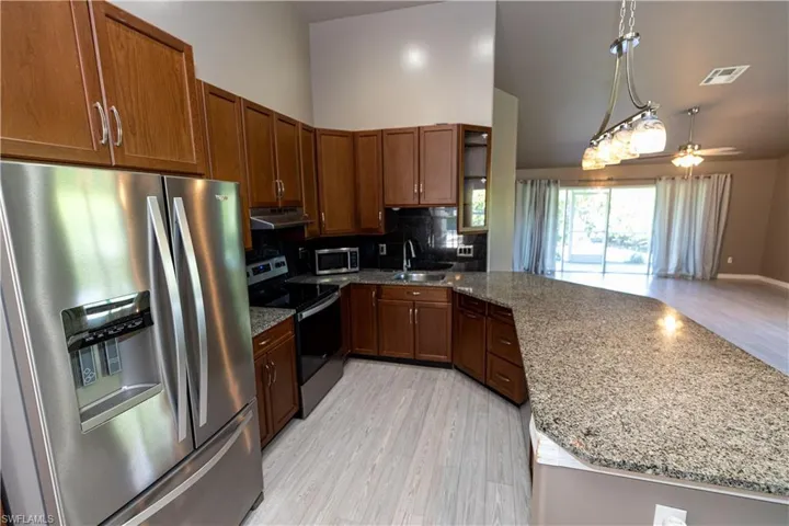 7500 Cameron Cir, Fort Myers, Florida 33912