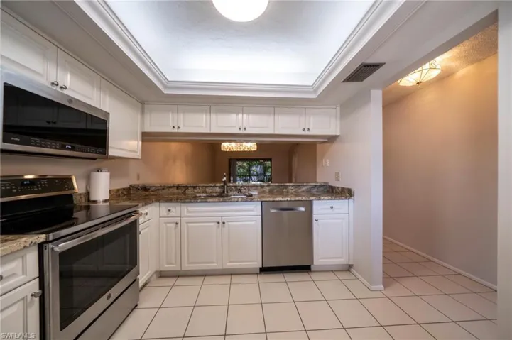 17455  Blueberry Hill  DR, Fort Myers, FL 33908