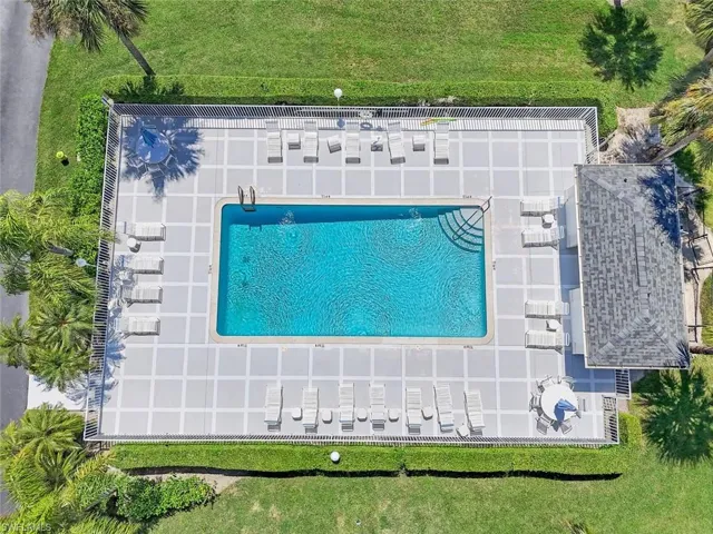 1330 Charleston Square Dr # 102, Naples Fl 34110